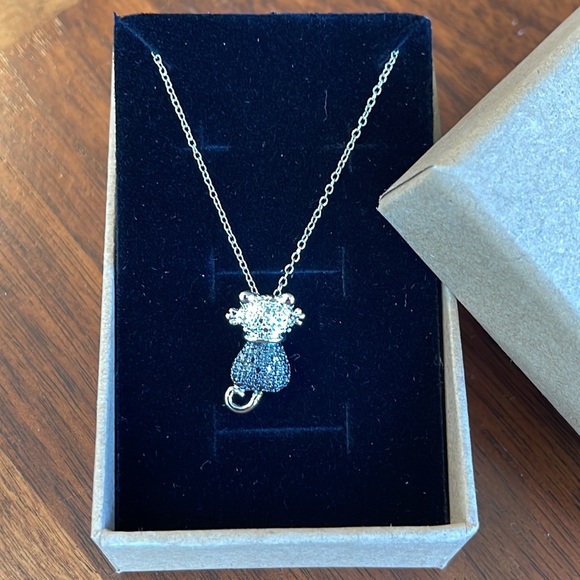 Jewelry - PRE-LOVED CRYSTAL CAT STERLING SILVER NECKLACE - BEAUTIFUL!